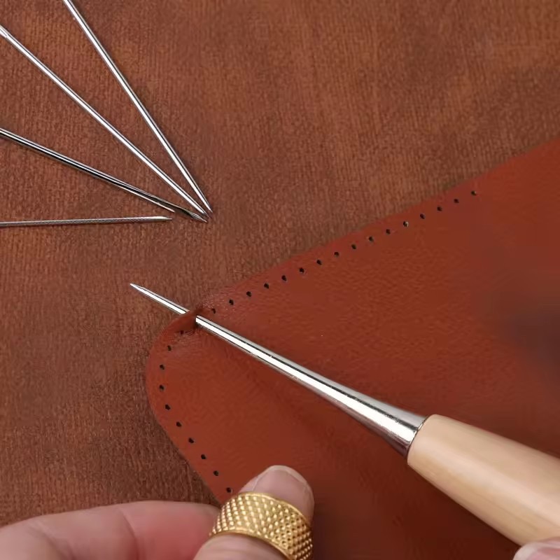 13 pezzi set da cucito in pell - Leatherwork Thread recensione e prezzo