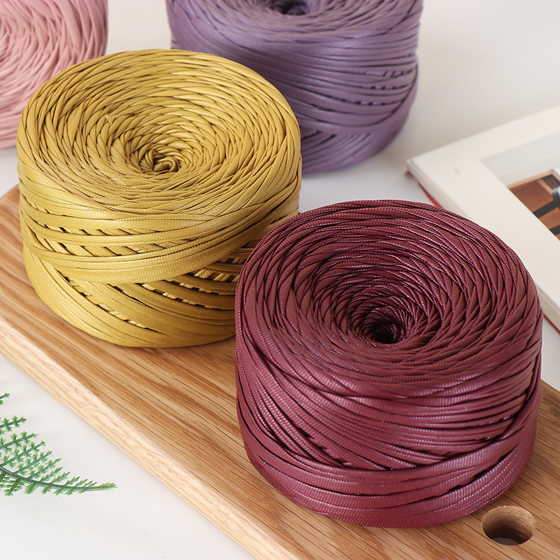 Filo di tessuto in similpelle  - Leatherwork Thread recensione e prezzo