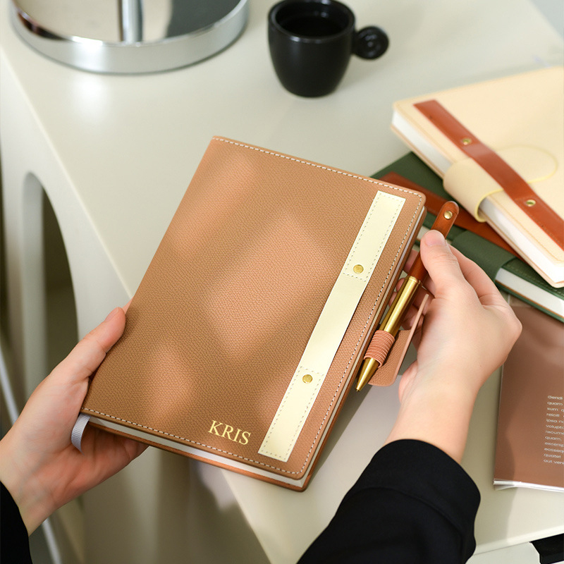 Quaderno A5 con Copertina in P - Leather Work Diary recensione e prezzo