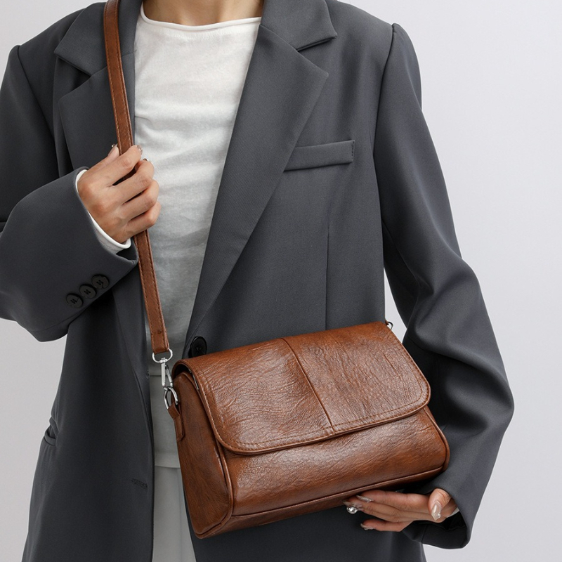 Borsa a Tracolla in Morbida Ec - Vintage Leatherwork recensione e prezzo